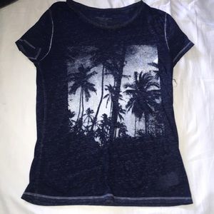 American Eagle shirt